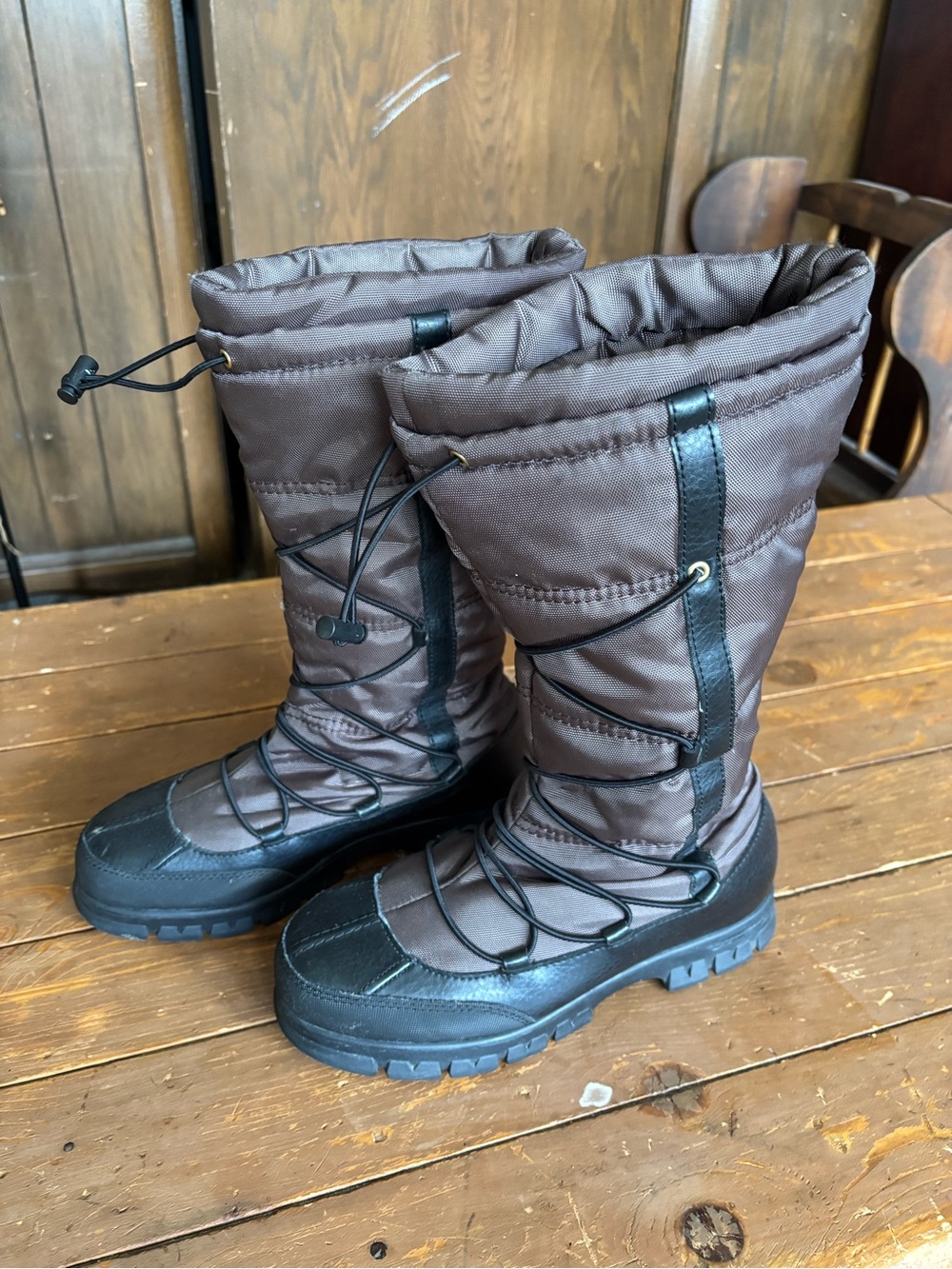 Ralph Lauren Quinly Leather Insulated Winter Boots